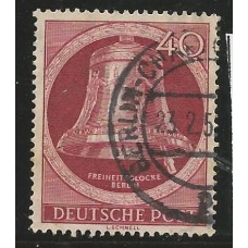 Alemanha Berlin - 072 - Sino com badalo à direita carimbado