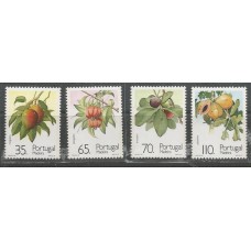 Madeira - 156/9 - Frutas