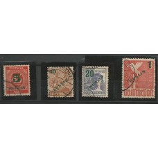 Alemanha Berlin - 047/50 - Selos sobretaxados