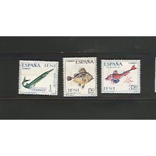 Espanha - IFINI - Dia do Selo - Fauna Marinha -  gomado - com manchas amarelas